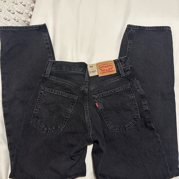 Brand NEW Levi Black Jeans 🖤 size 24 - Picture 7 of 7